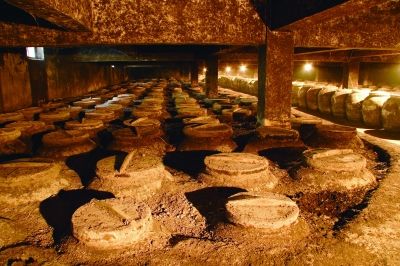 高端白酒步入收藏時(shí)代 高端白酒步入收藏時(shí)代
